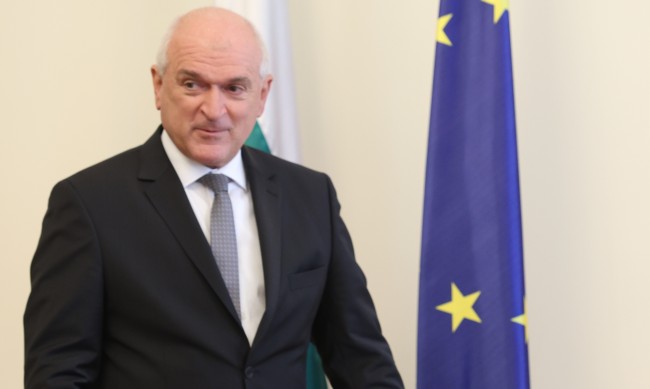 Главчев възложи на ДАНС да провери случая с болницата „Мама и аз“