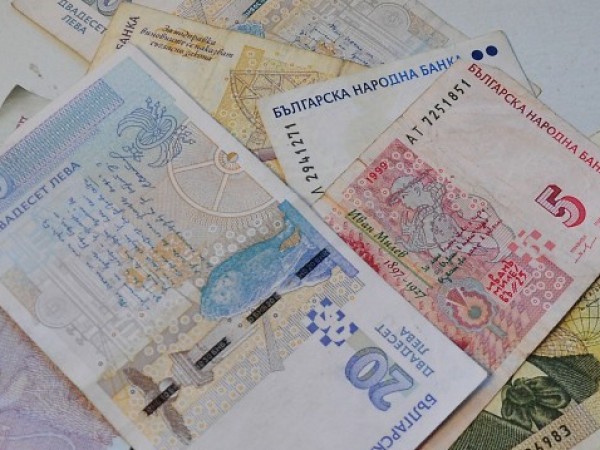 Доходите изостават, ръст на броя на работещите бедни