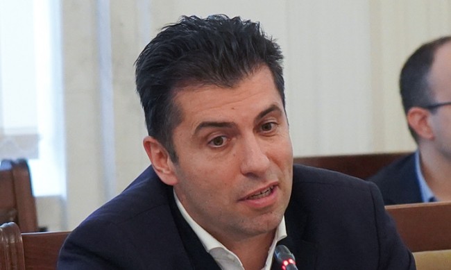 Кирил Петков: Назначиха ми охрана на НСО заради отправена заплаха