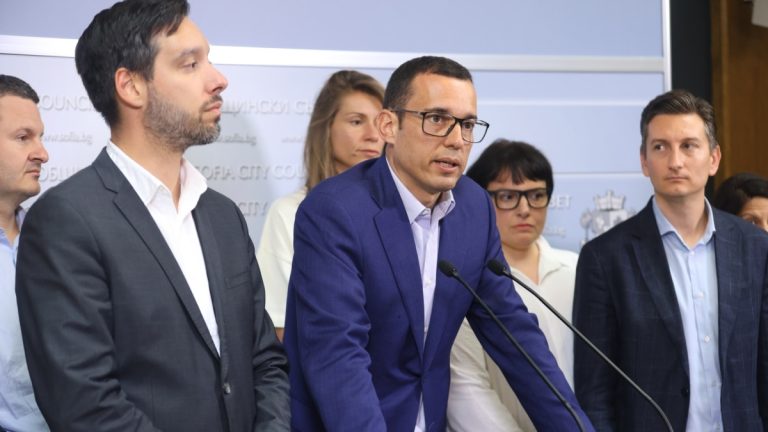 „Шайка разбойници“. ГЕРБ, БСП и ИТН смениха шефовете на шест общински дружества