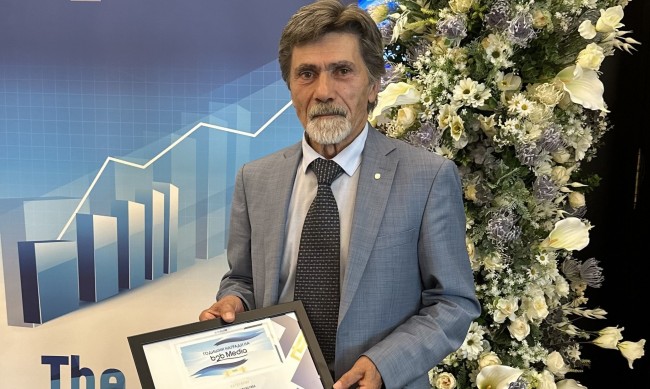 InterContinental Sofia грабна приза „Зелена инициатива“ на годишните награди b2b Media
