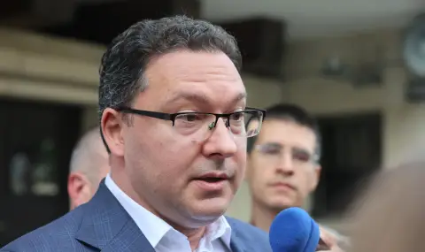Даниел Митов: Надявам се скоро на указ и за председател на ДАНС