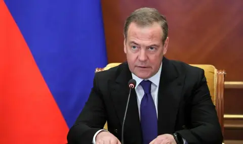 Дмитрий Медведев остава! Бившият президент на Русия беше преизбран за председател на Съвета на директорите на “Ростелеком“