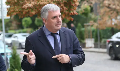 Калфин: Ролята на САЩ не може да бъде на посредник