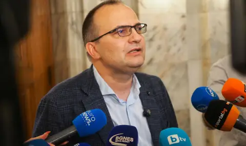 Мартин Димитров: Правителството постоянно вдига квази данъците