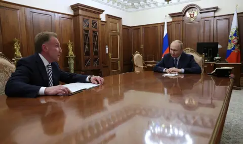Три часа трудни преговори в Москва! Срещата между Путин и Уиткоф приключи