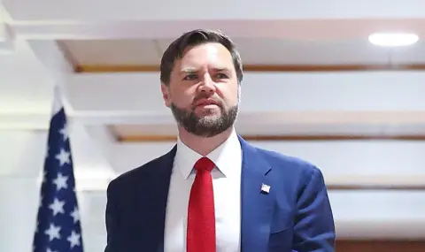 Ванс: Уморени сме от безкрайното плащане, приключихме с финансирането на военната помощ за Украйна