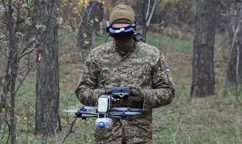 Дронове с голям обсег! Службата за сигурност на Украйна порази трета руска нефтодобивна платформа