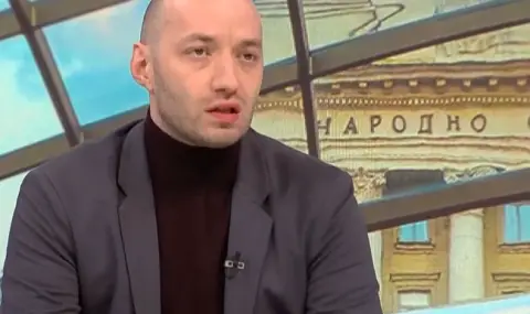 Димитър Ганев: Радев няма да бъде твърде активен  в предизборната кампания. Ще продължи да се държи дистанцирано