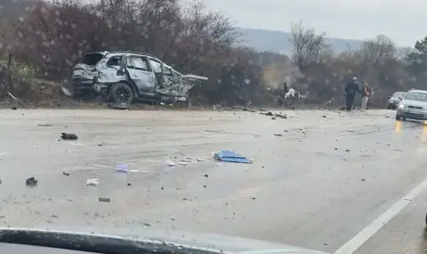 Двама загинаха при тежка катастрофа край Враца