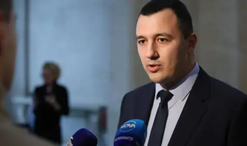 Габриел Вълков: Борисов и Пеевски не са възможни партньори на БСП