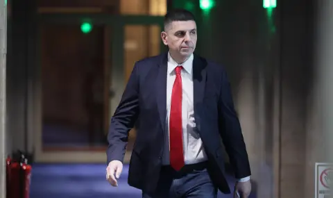 Ивайло Мирчев: Тревожат ме единствено български партии, които използват фалшиви новини, за да стряскат хората