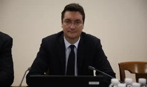 Крум Зарков за подписания договор с Украйна: Това е акт на върховна политическа безотговорност