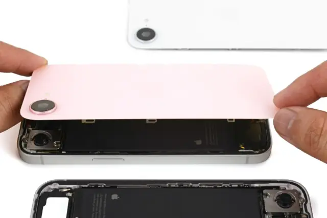 Разглобяването на новия евтин iPhone разкри необичайна опция за ъпгрейд