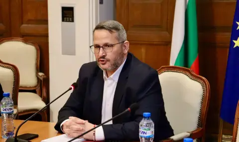 Земеделският министър: Няма да позволим да пробутват боклуци на трапезата на българите