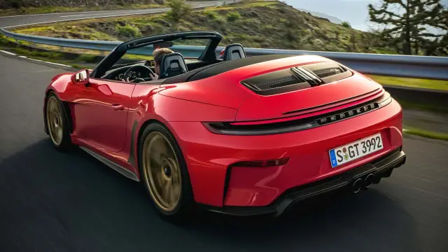 Запознайте се с Porsche 911 GT3 S/C – кабриолет със сърцето на GT