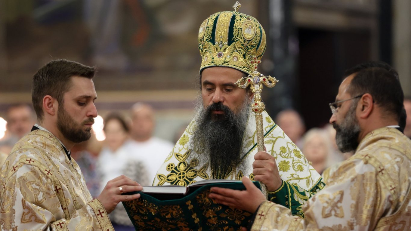духът, който обединява: смисълът на петдесетница според патриарх даниил