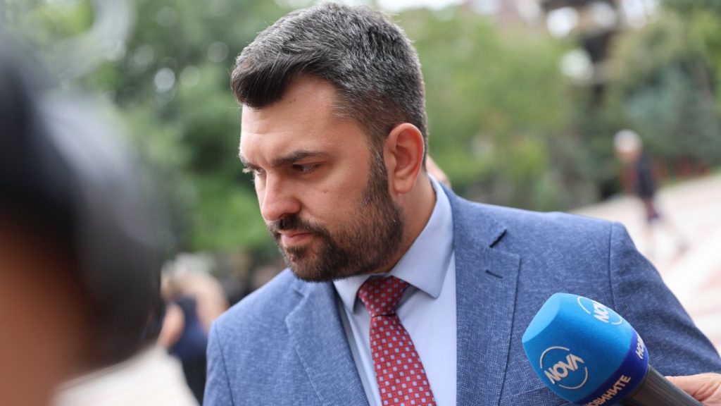 конфликт на визии: как думите на радев в париж развълнуваха георг георгиев