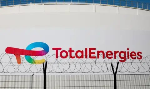 петролният гамбит на totalenergies: план за заобикаляне на най-опасния проток в света