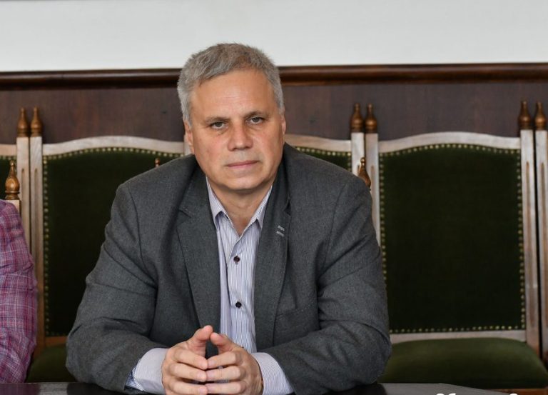 7 април: Денят, в който аплодираме невидимите герои на здравето