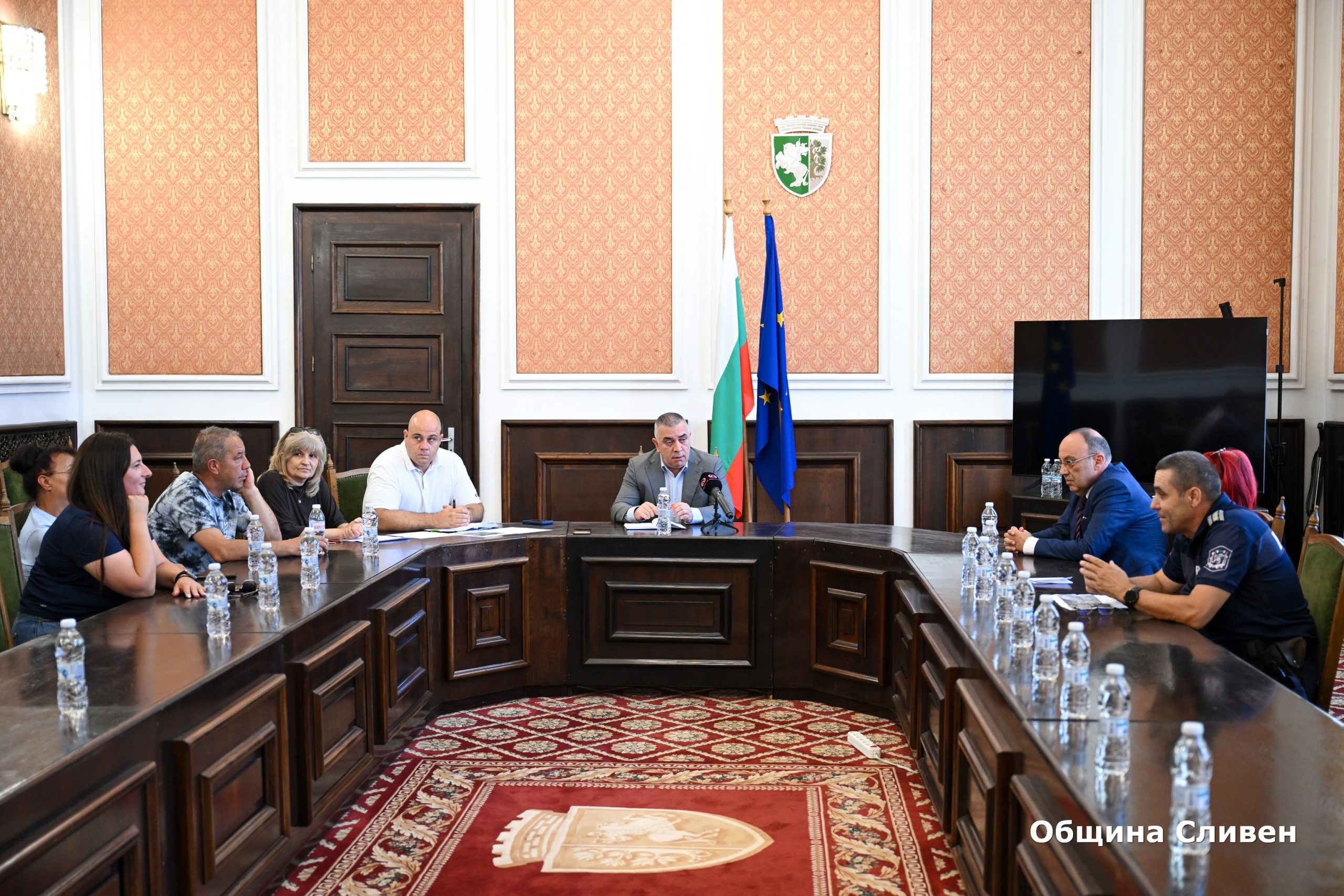 битка за нивите: община сливен влиза в сблъсък с апи заради блокиран надлез