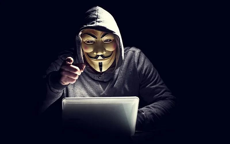 дигитални капани: как кибермафията източва милиони от българия