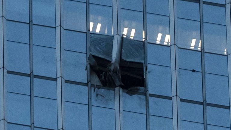 Драма в небето над Пекин: Небостъргачът „Ситик Тауър“ стана цел на авиационен инцидент