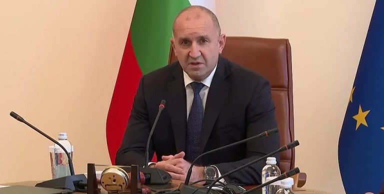 Държавната машина в движение: Мащабни рокади в разузнаването и данъчната служба