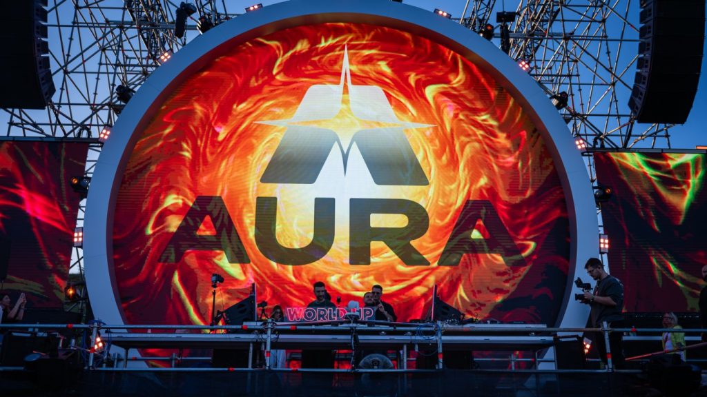 електронно пробуждане: как aura festival преобрази нощна софия