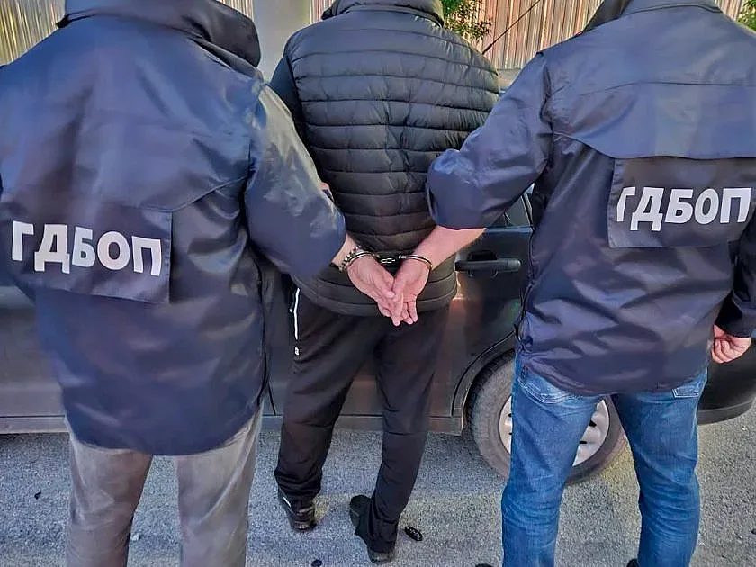 затворническият кабинет: как един бос управлява наркотрафика от килията си