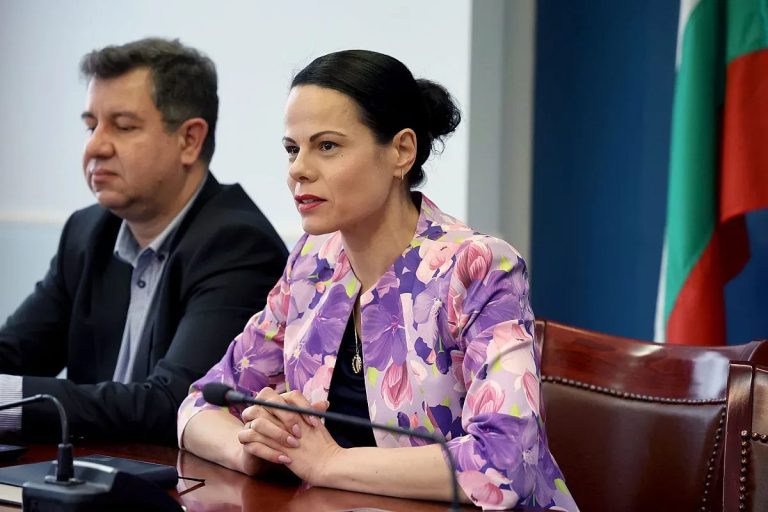 Здравен колапс или управленски рай? Сметките на държавните болници