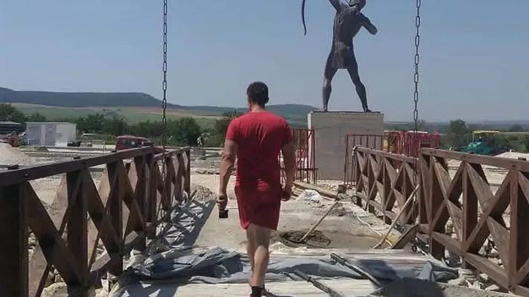 Крахът на една национална утопия: Как завърши „Историческият парк“