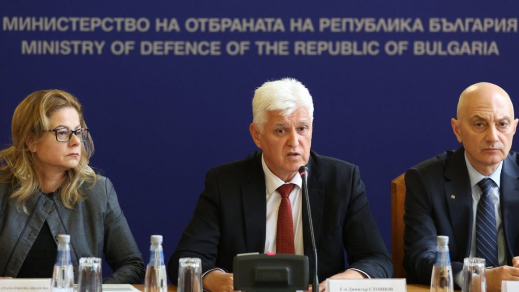 мирът не се печели с куршуми: решението на българия за украйна