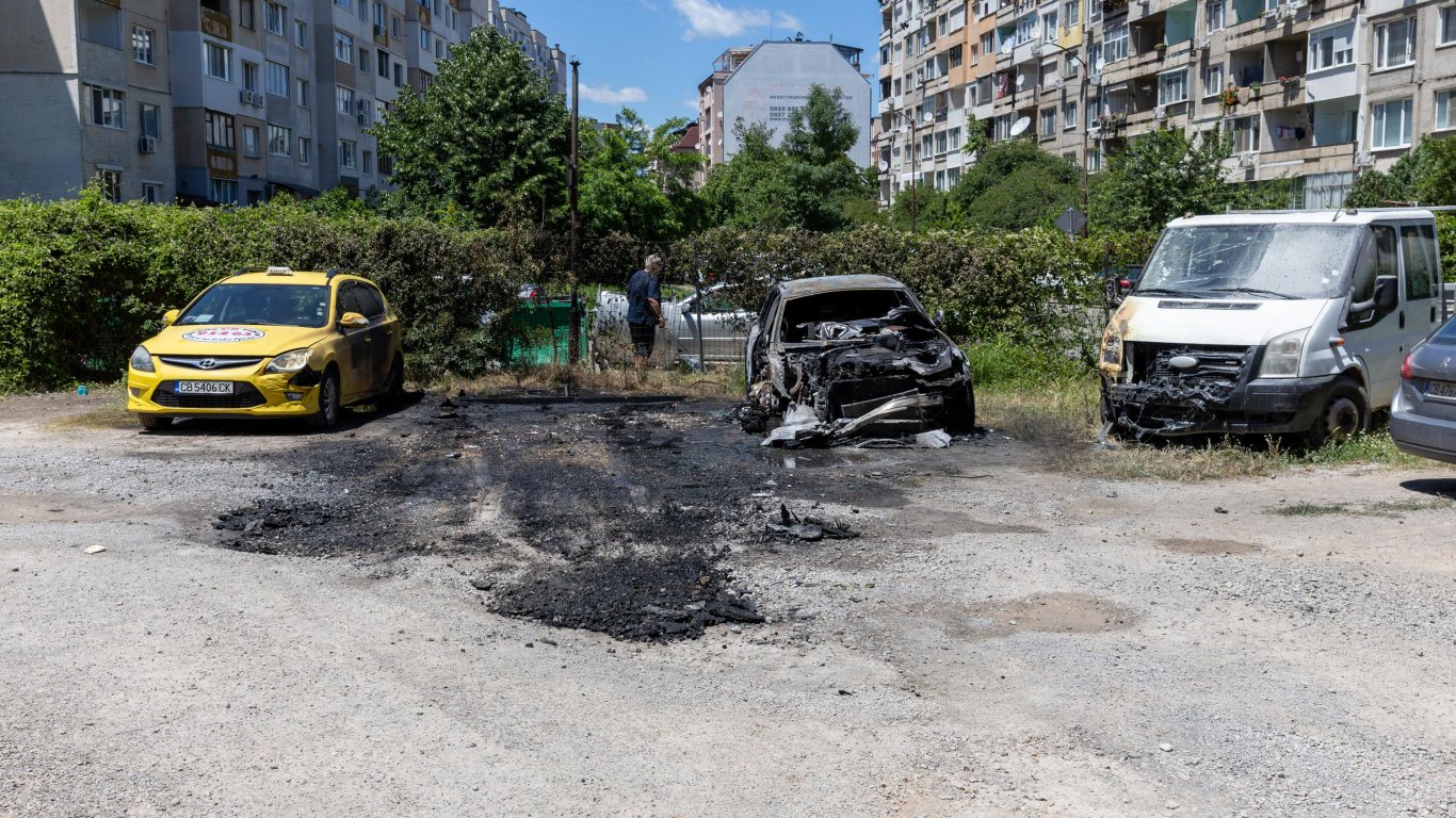 огнен хаос в надежда: пътна помощ задейства верижна реакция от пожари
