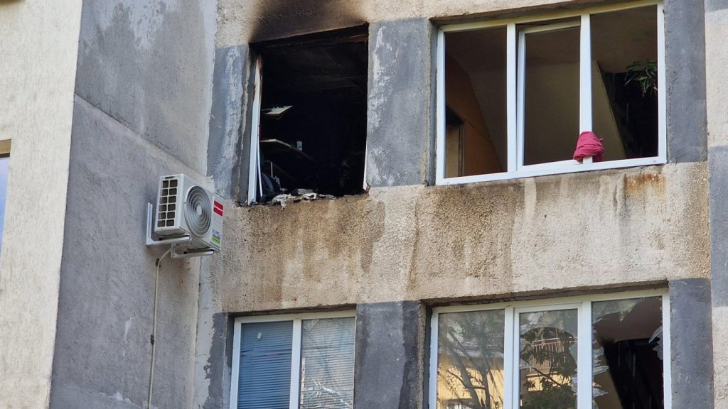 паника в младост 1: мощен взрив разтърси жилична сграда в софия