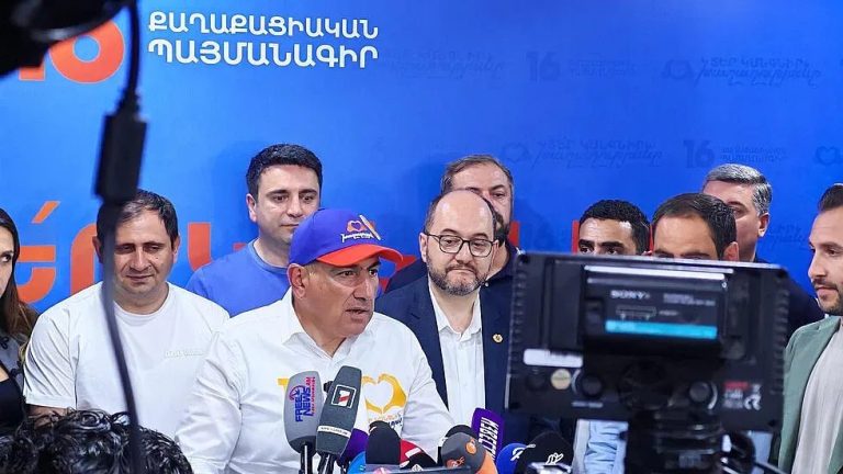 Пашинян с мандат за чистка: Армения пред радикална промяна и геополитически баланс