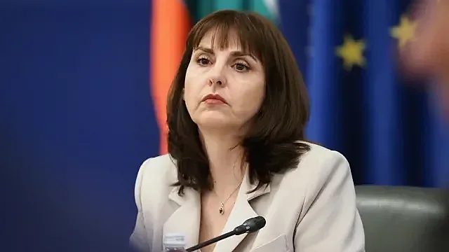 по-високи пенсии и край на „пликовете“: какво носи новата социална политика?