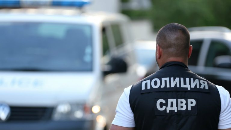 Скъпа забава: 19-годишна рецидивистка в София остана без книжка