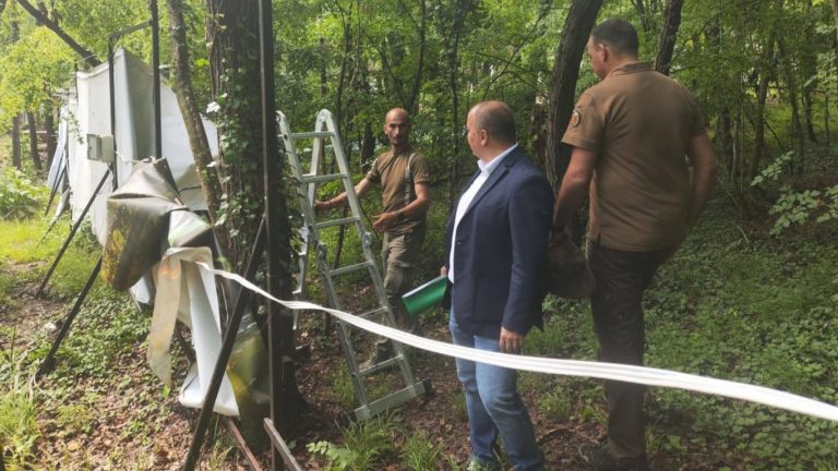 Спорът за ‘забранената’ ограда: ВилАпарт Арканум търси спасение в съда