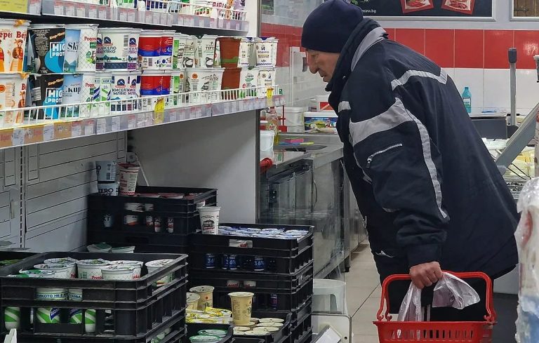 Цените падат, но изборът изчезва: Обратната страна на „Кошница с грижа“