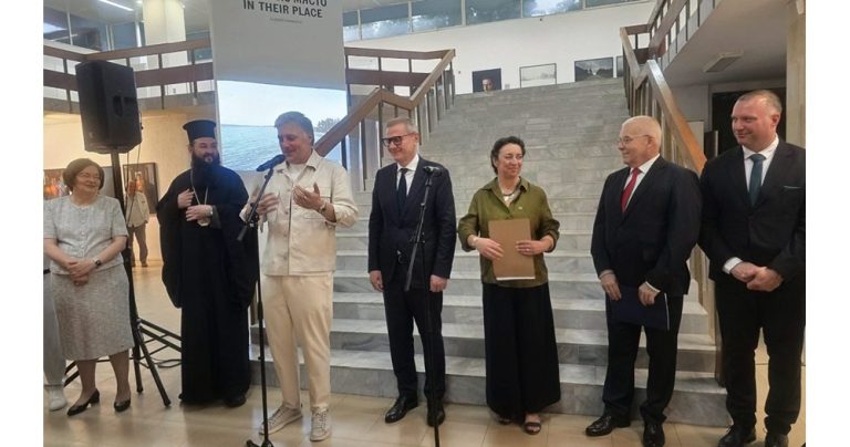 Владо Карамазов разкрива лицата на затвора чрез обектива си