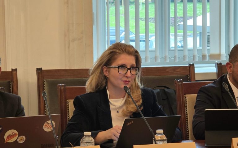 Водна криза в Нова Загора: Защо проектите за спасение потъват в политически препирни?
