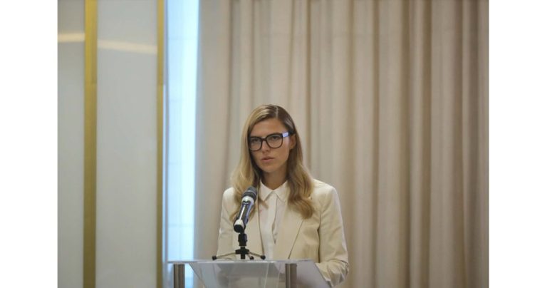 Дипломатически разлом или просто заетост? Защо Велислава Петрова пропусна Народното събрание