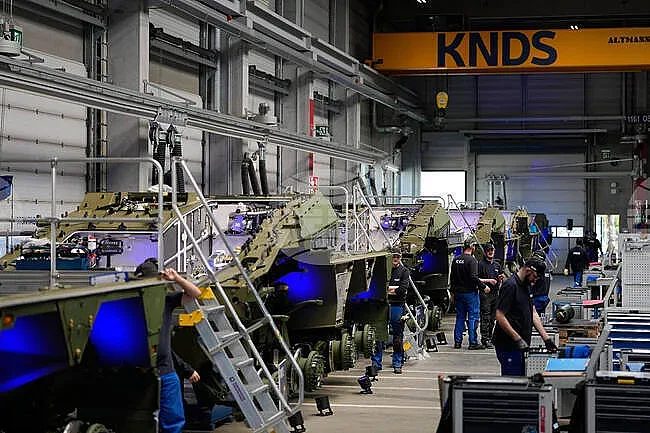 ефектът на доминото: защо танковият гигант knds се отказа от борсата в последния момент?