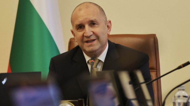 Замразени предпочитания: Как изглежда политическата карта според Алфа Рисърч