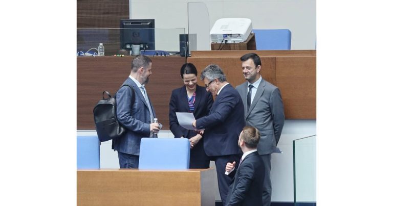 Здравната ни система: Милиарди потъват, а здравето ни куца