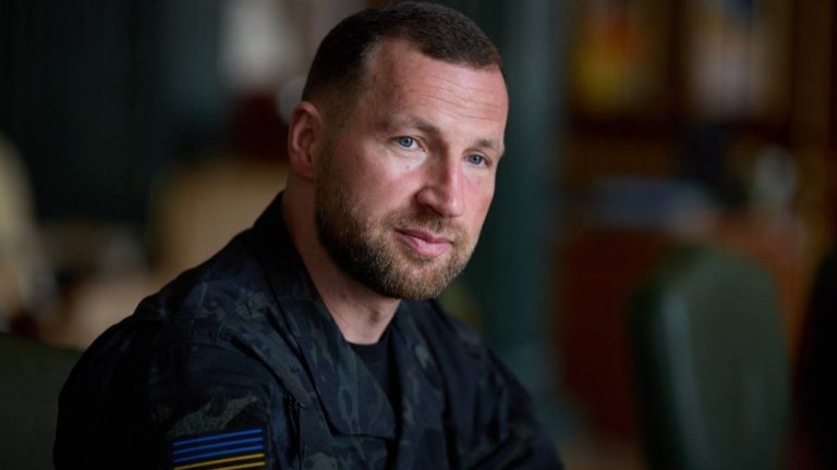 Зеленски разбърква картите: Нов премиер и неочакван избор за министър на отбраната