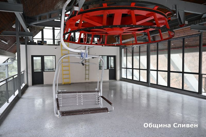 карандила ви чака: лифтът в сливен отново е в действие!