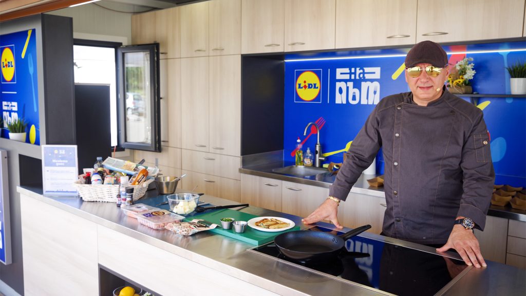 кулинарно приключение в сливен: шеф манчев и мобилната кухня на lidl носят летни вкусове
