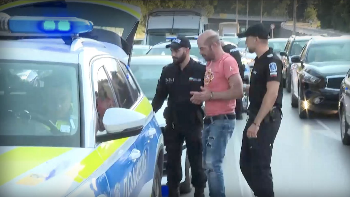 „малко се почерпих“: софийски шофьор с 3 промила алкохол се опитва да избяга от закона